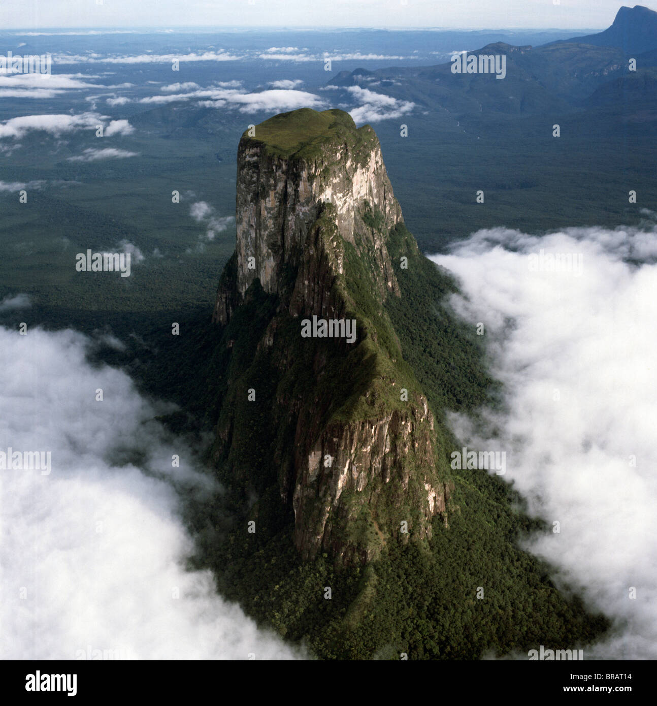 Cerro autana hi-res stock photography and images - Alamy