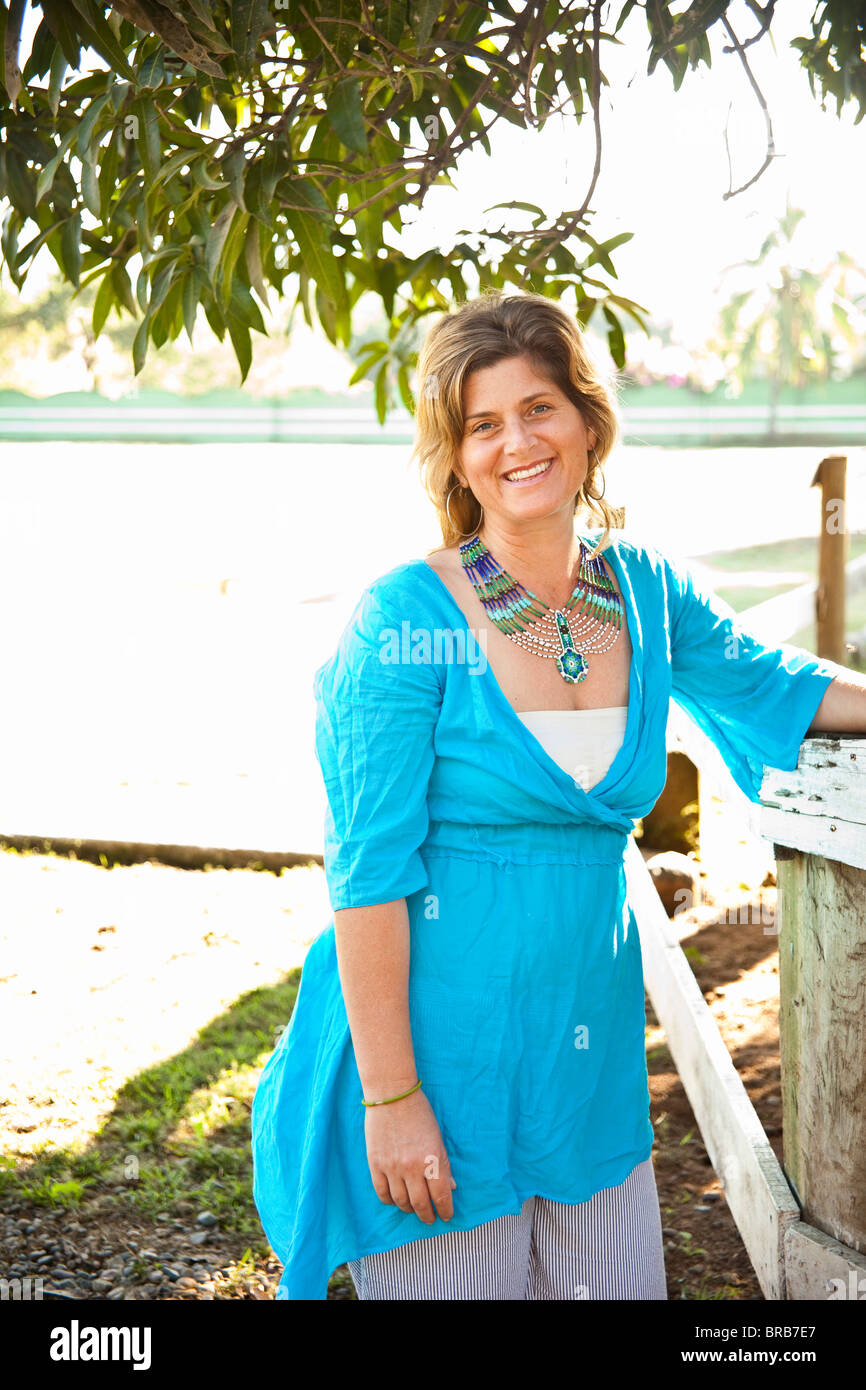 Portrait woman outdoors hi-res stock photography and images - Alamy