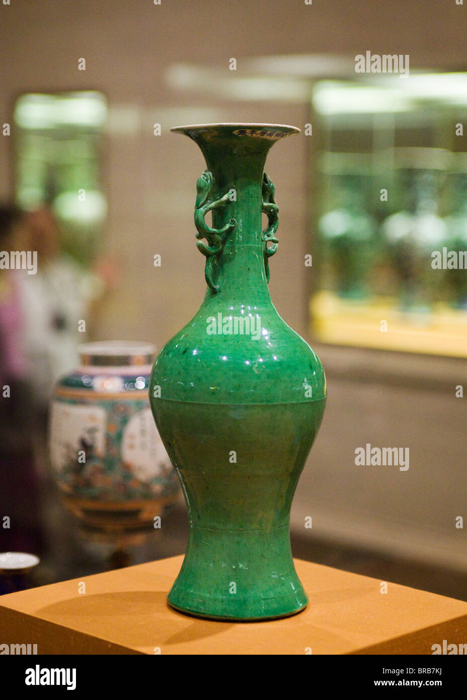Vase with handles hi-res stock photography and images - Alamy