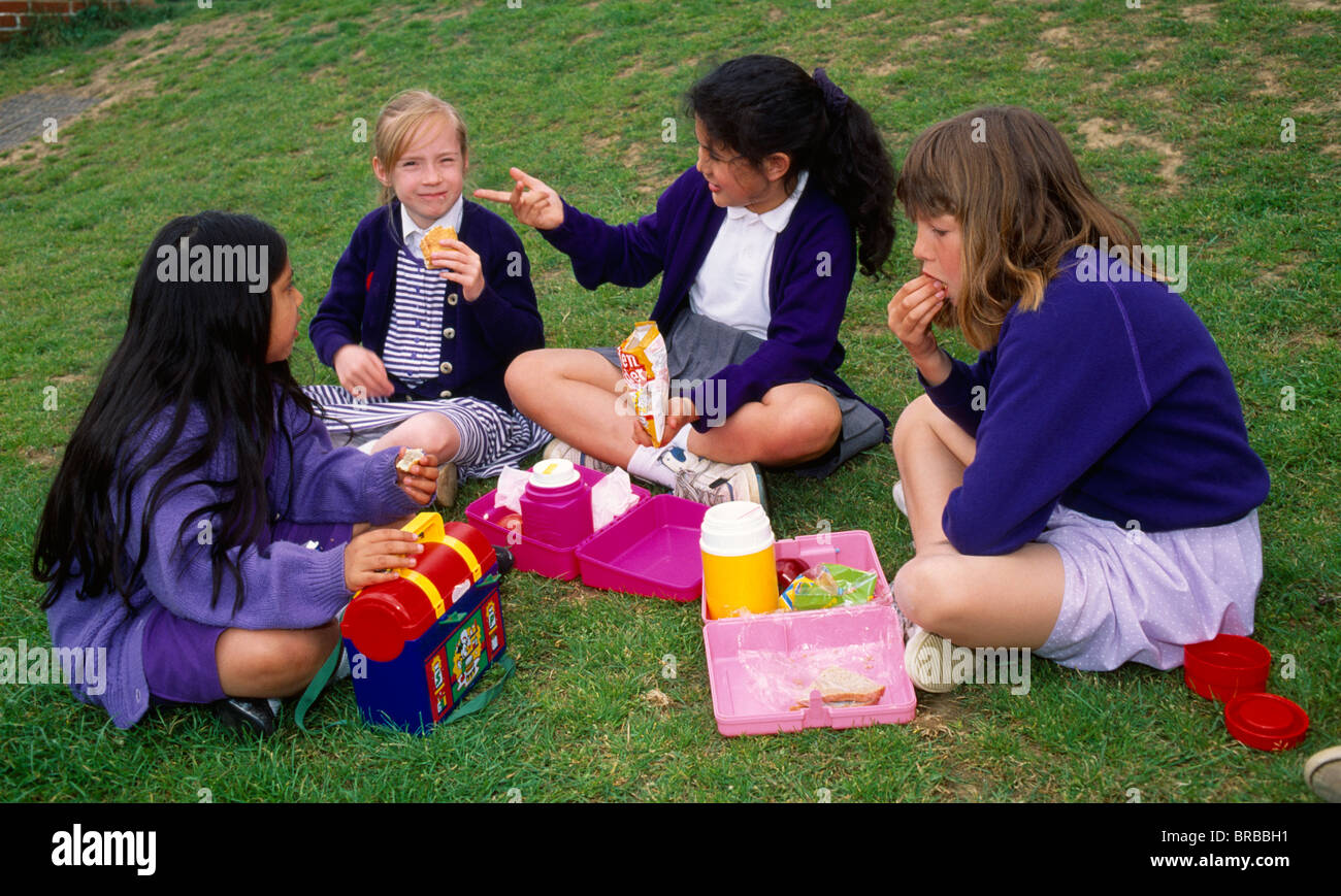 Eating Schoolgirls: Osaka Telephone Club 1997 - IMDb