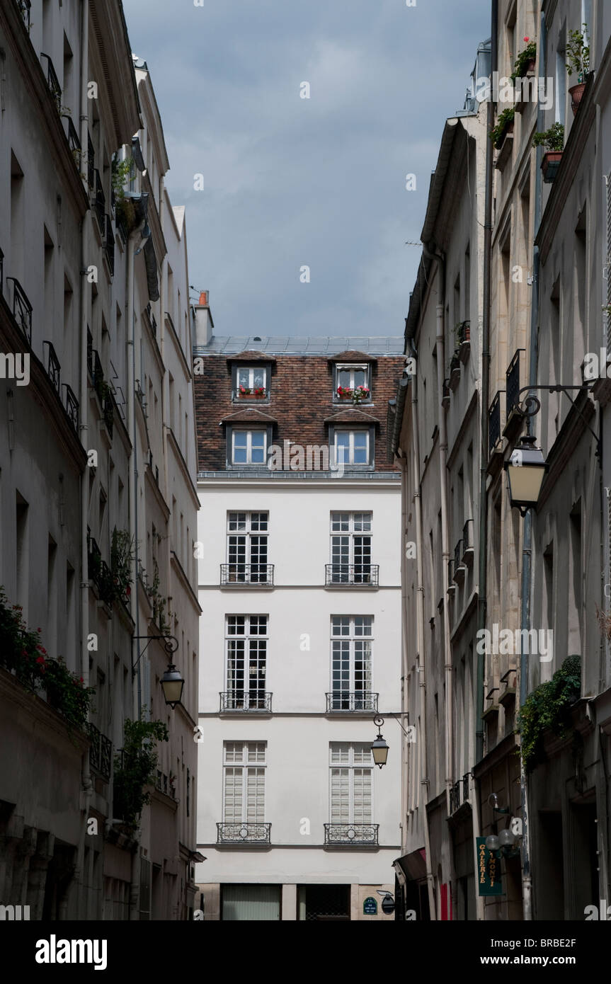 Mansion on Ile St Louis, Paris, France Stock Photo Alamy