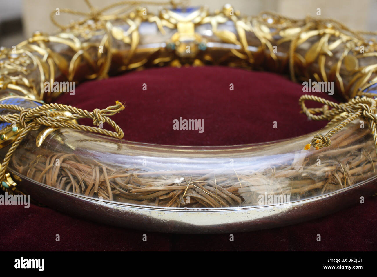 Crown of thorns notre dame hi-res stock photography and images - Alamy