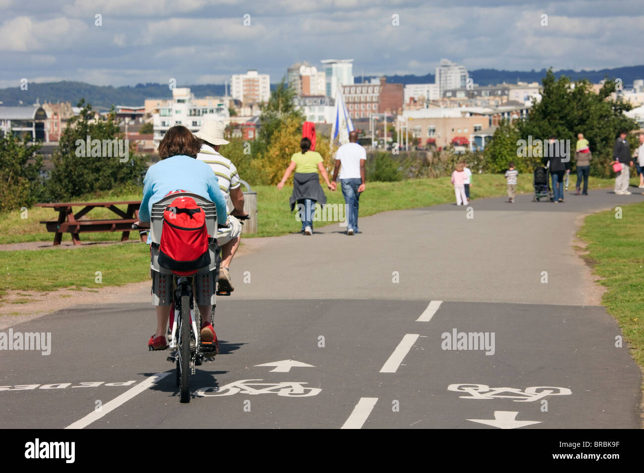 Cardiff Bay Trail on walking and cycling route through Cardiff Barrage Park. Cardiff (Caerdydd), Glamorgan, South Wales, UK. Stock Photo