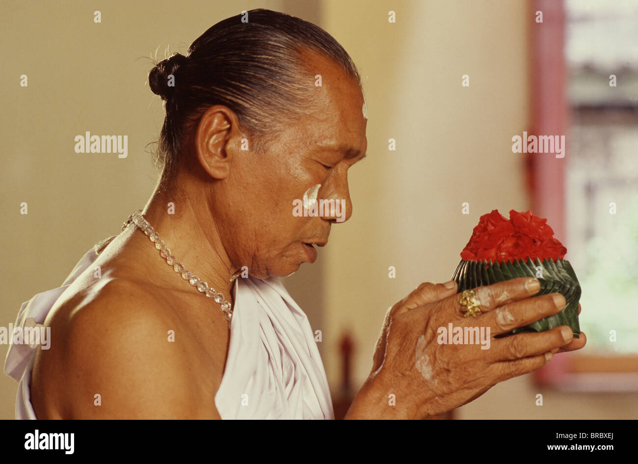 A royal Brahmin performing a ceremony, Bangkok, Thailand Stock Photo
