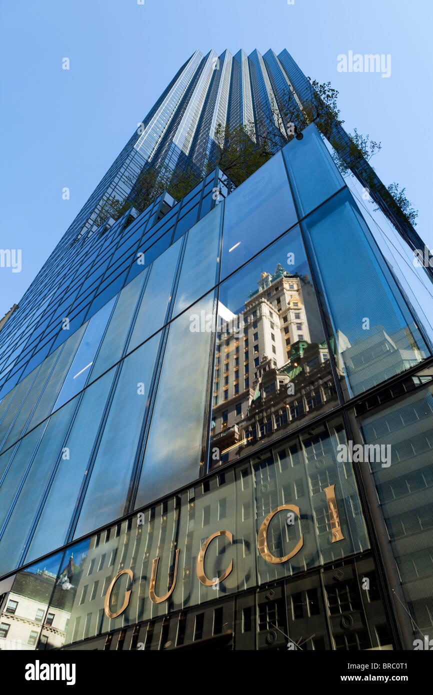 Designer shops on Fifth Avenue, Manhattan, New York City, New York, USA Stock Photo