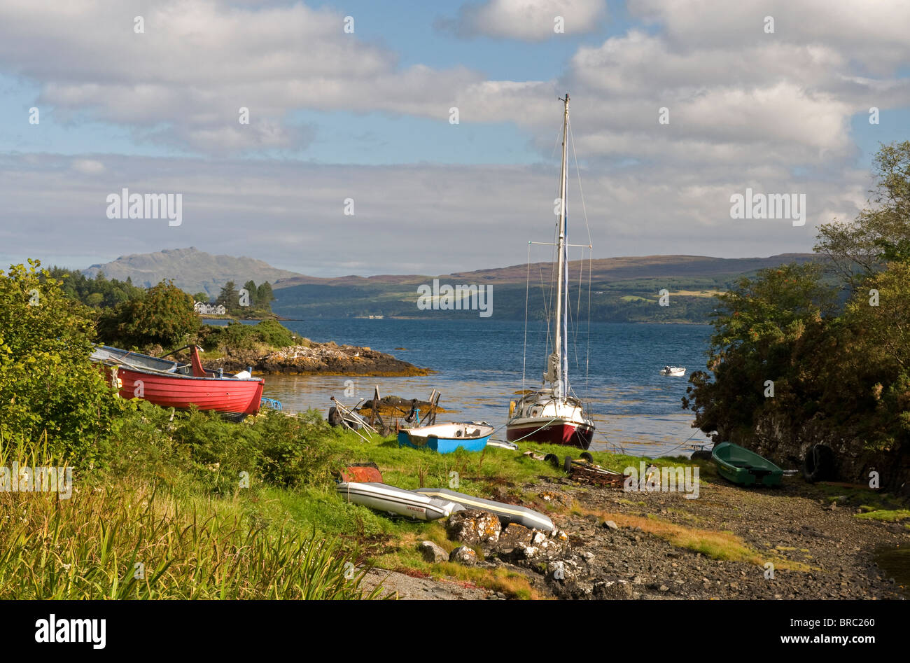 Local fishing and pleasure boats hauled ashore at Salen Bay Isle of Mull, Inner Hebrides Argyll and Bute, Scotland.  SCO 6706 Stock Photo