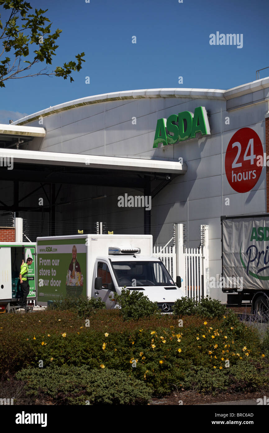 Asda grocery home shopping hi-res stock photography and images - Alamy