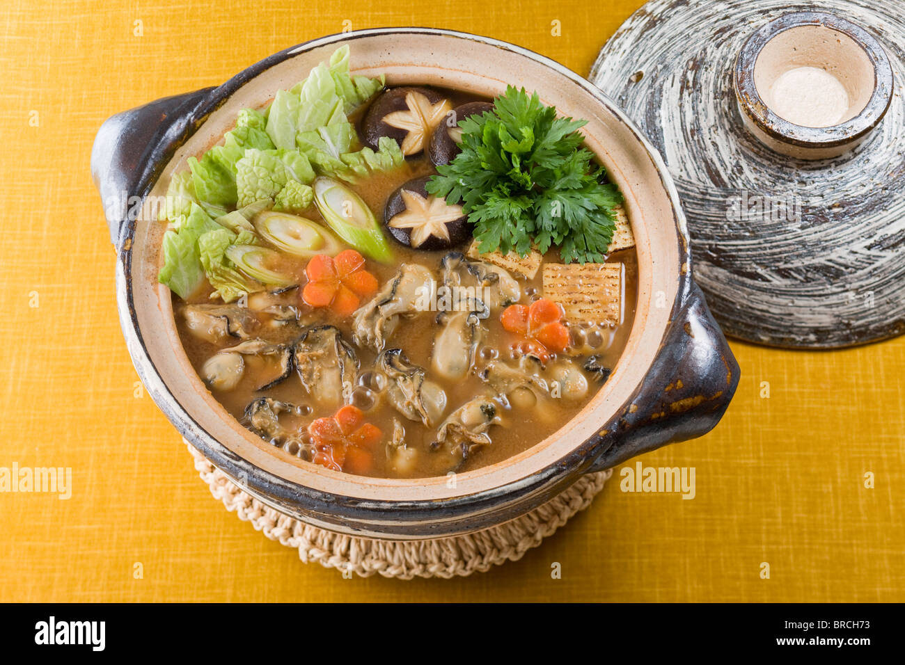 Oyster and mushroom hot pot (kaki nabe)