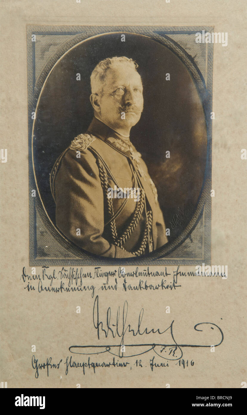 Oberleutnant Max Immelmann (1890 - 1916), an inscribed photograph of Kaiser Wilhelm II, 1916 An oval portrait of the Kaiser in field marshal's uniform. Photographer Voigt. With mount (slightly stained) with an ink dedication by the Kaiser, 'Dem Kgl. Sächsischen Flieger Oberleutnant Immelmann in Anerkennung und Dankbarkeit - Wilhelm I.R. - Großes Hauptquartier, 12 Juni 1916'. (To the Royal Saxon Pilot First Lieutenant Immelmann in Recognition and Gratitude - Wilhelm I.R. - Supreme Headquarters, 12 June 1916). Privately framed and under glass by Max Immelmann's b, Stock Photo