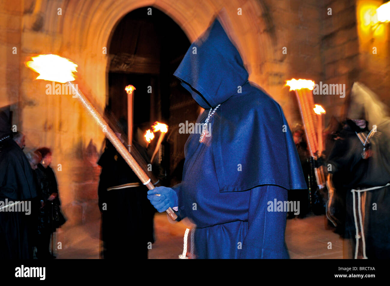 Spain, Extremadura: Nocturnal easter procession 'Cristo Negro' in Cáceres Stock Photo