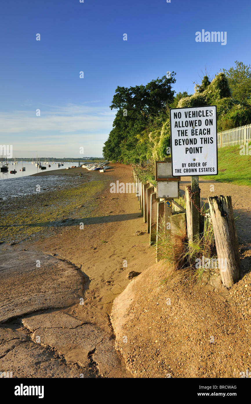'No vehicles on the beach' sign Stock Photo