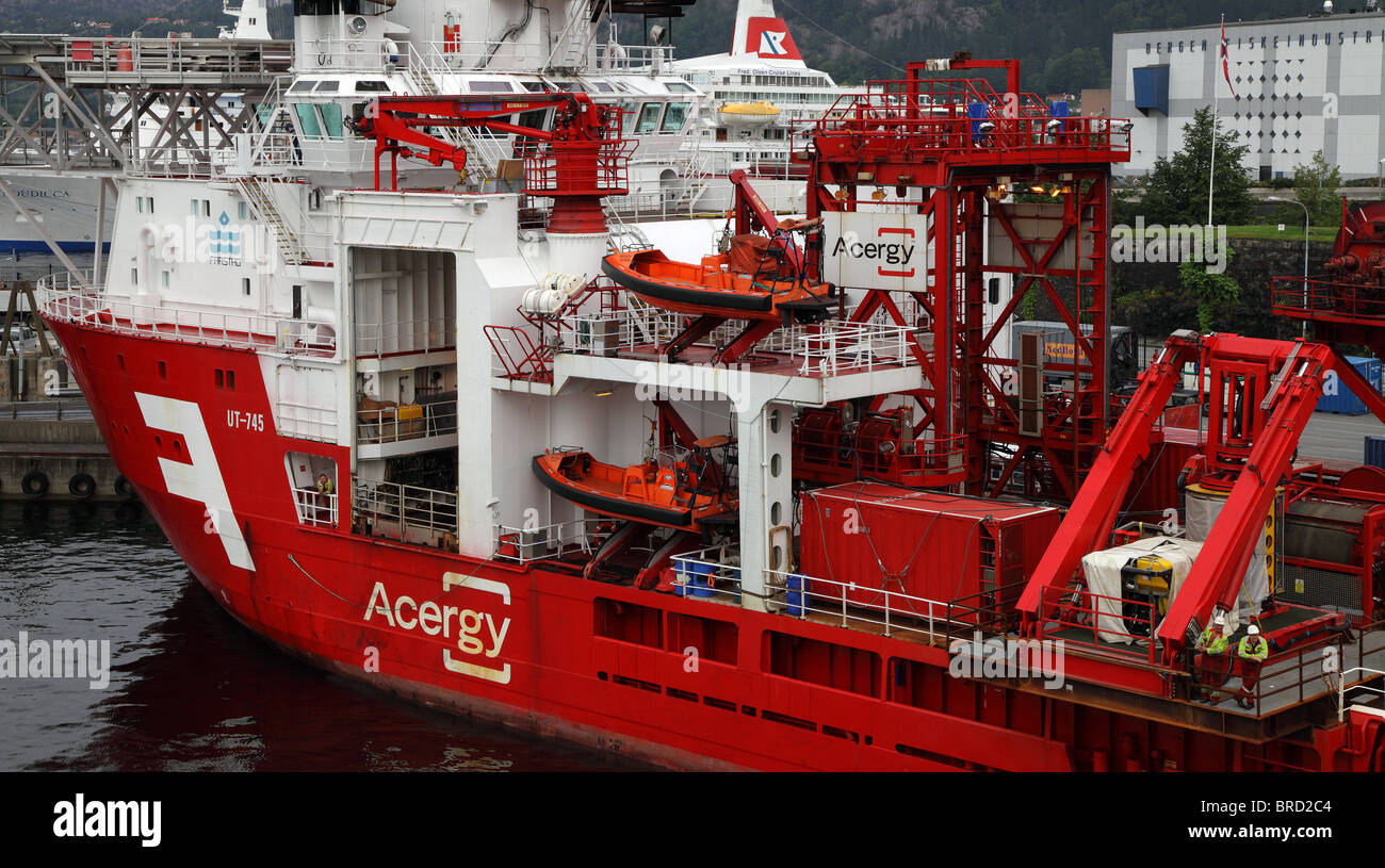 FAR SAGA.  OIL/GAS RIG SUPPLY SHIP IN THE NORWEGIAN PORT OF BERGEN Stock Photo