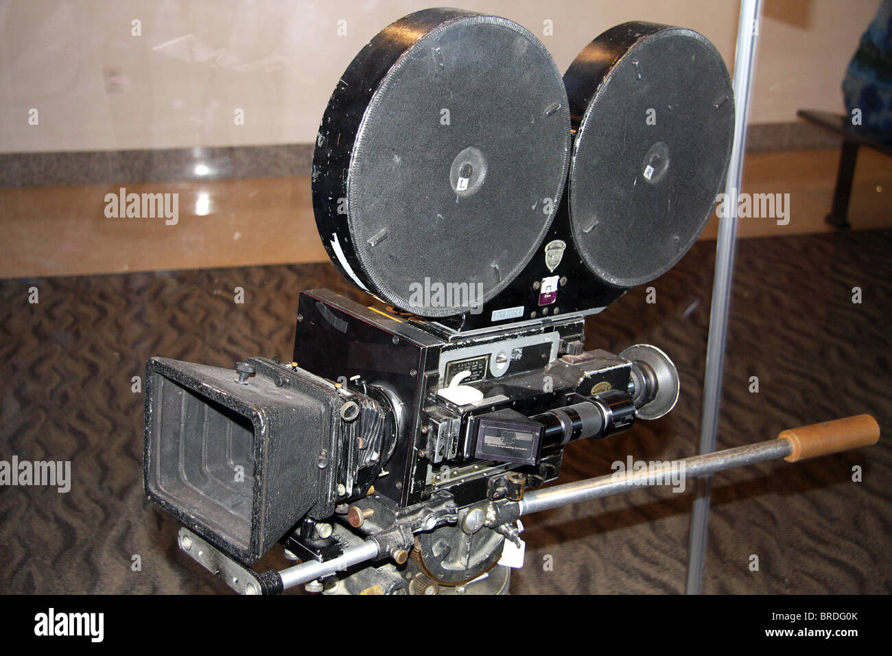35mm professional studio movie camera Stock Photo Alamy
