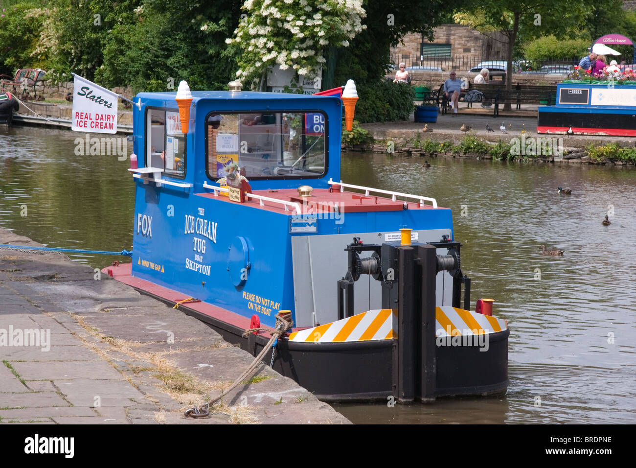 Ice Cream canal boat on Leeds Liverpool canal Stock Photo Alamy