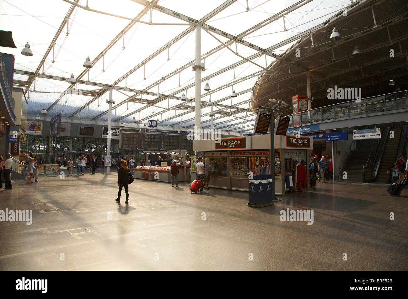 Inside Piccadilly Railway station in Manchester UK Stock Photo