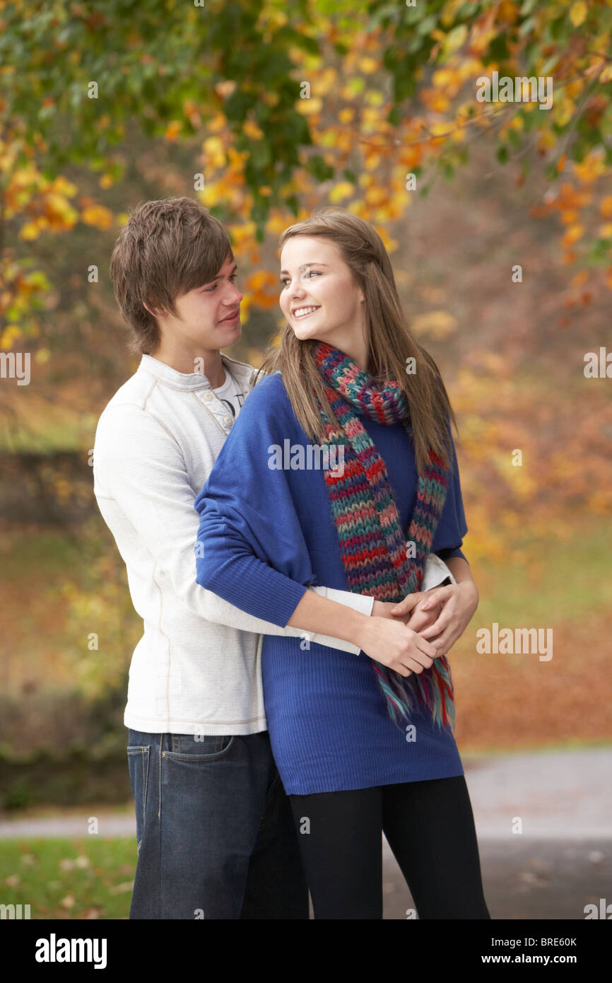 Romantic teenage couple hugging hi-res stock photography and images - Alamy