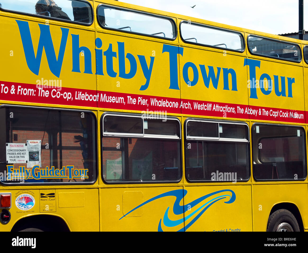 The Historic Seaside Town Of Whitbynorth Yorkshiretour Bus Stock