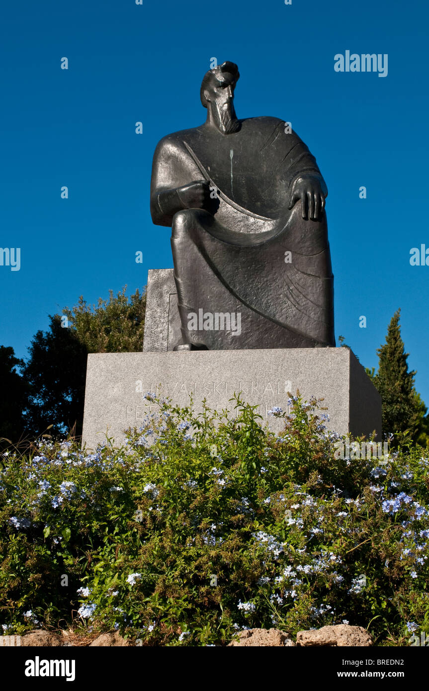 Statue of Croatian King Petar Kresimir IV, Sibenik, Dalmatia, Croatia Stock Photo
