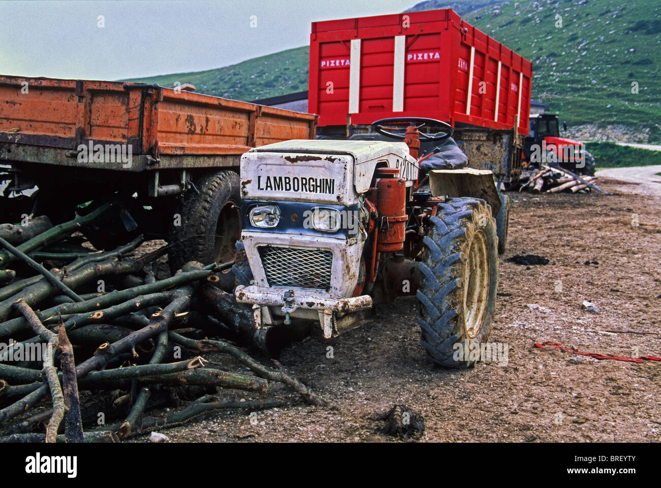 Lamborghini tractor hi-res stock photography and images - Alamy