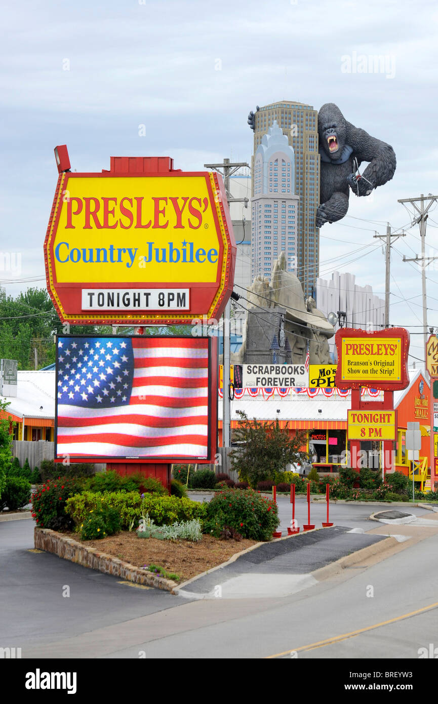 King Kong at Hollywood Theater Branson Missouri Stock Photo Alamy