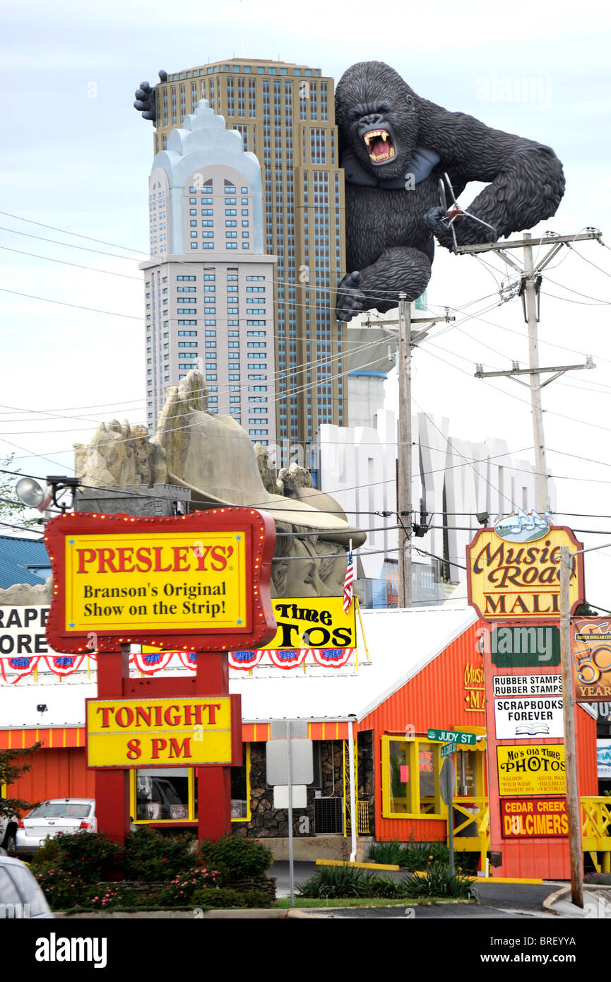 King Kong at Hollywood Theater Branson Missouri Stock Photo Alamy