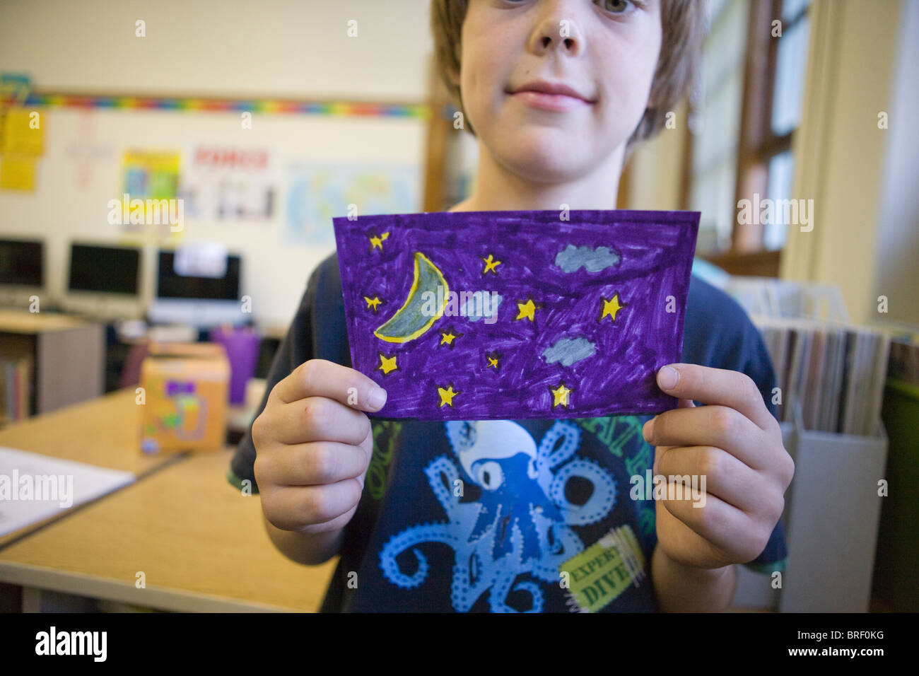 Child night sky stars hi-res stock photography and images - Alamy