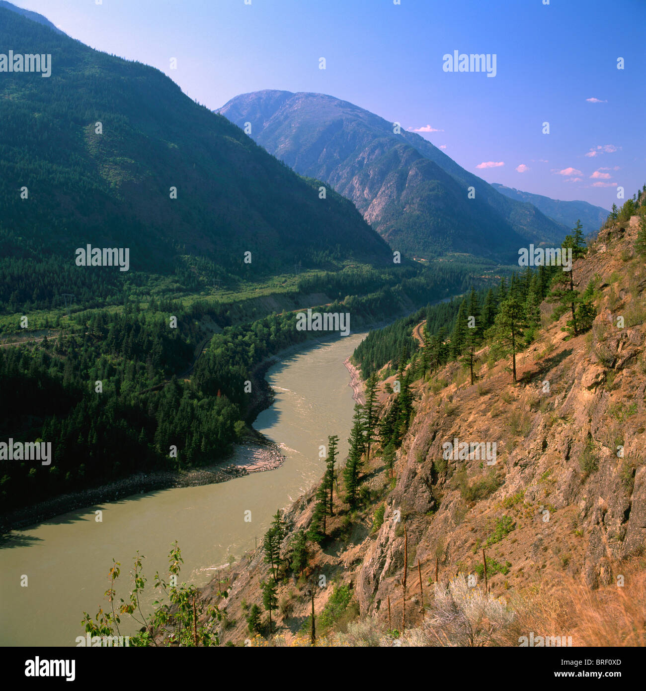 Fraser River winding through Fraser Canyon and Coast Mountains, BC, British Columbia, Canada Stock Photo