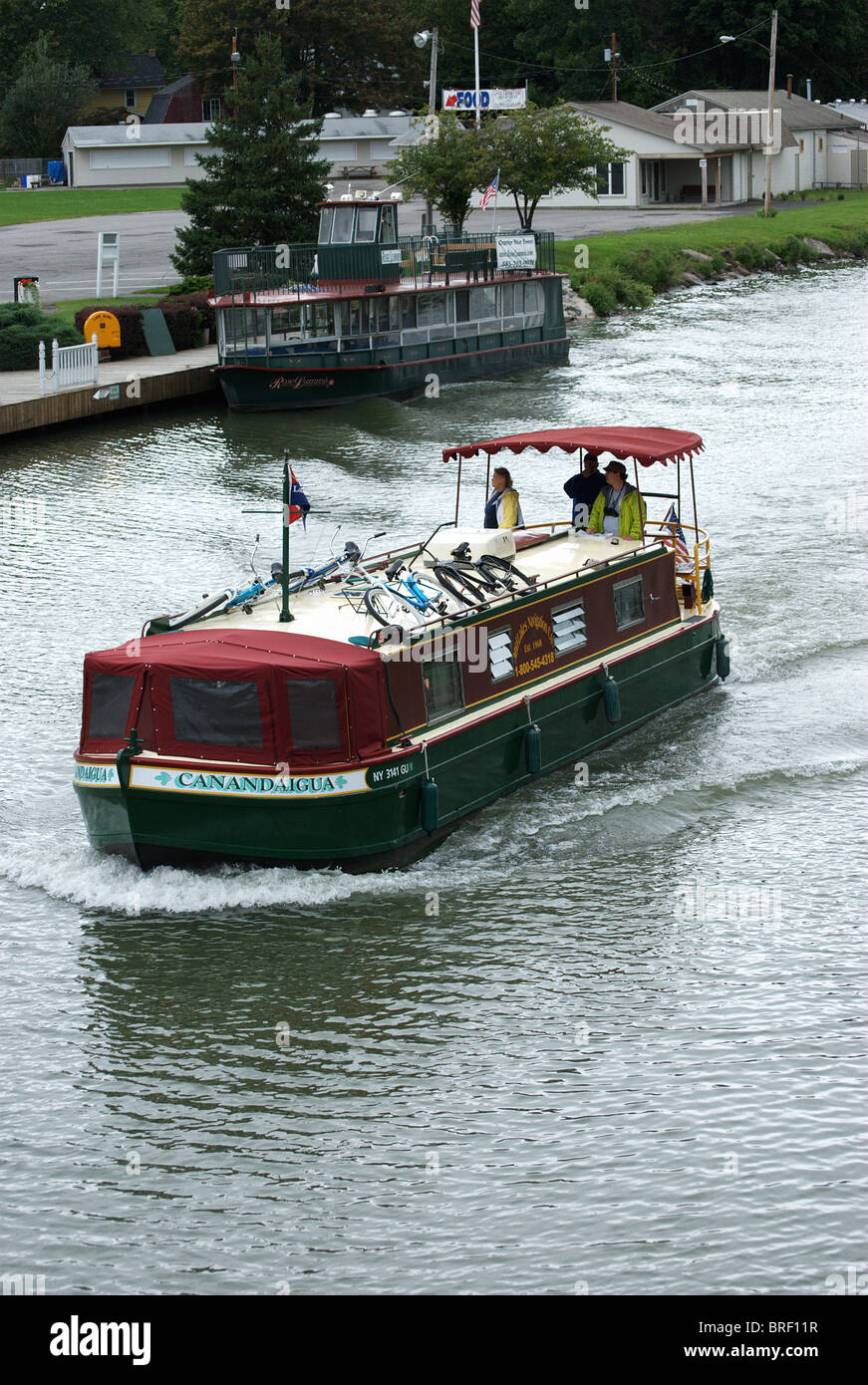 Rental narrow boats hires stock photography and images Alamy