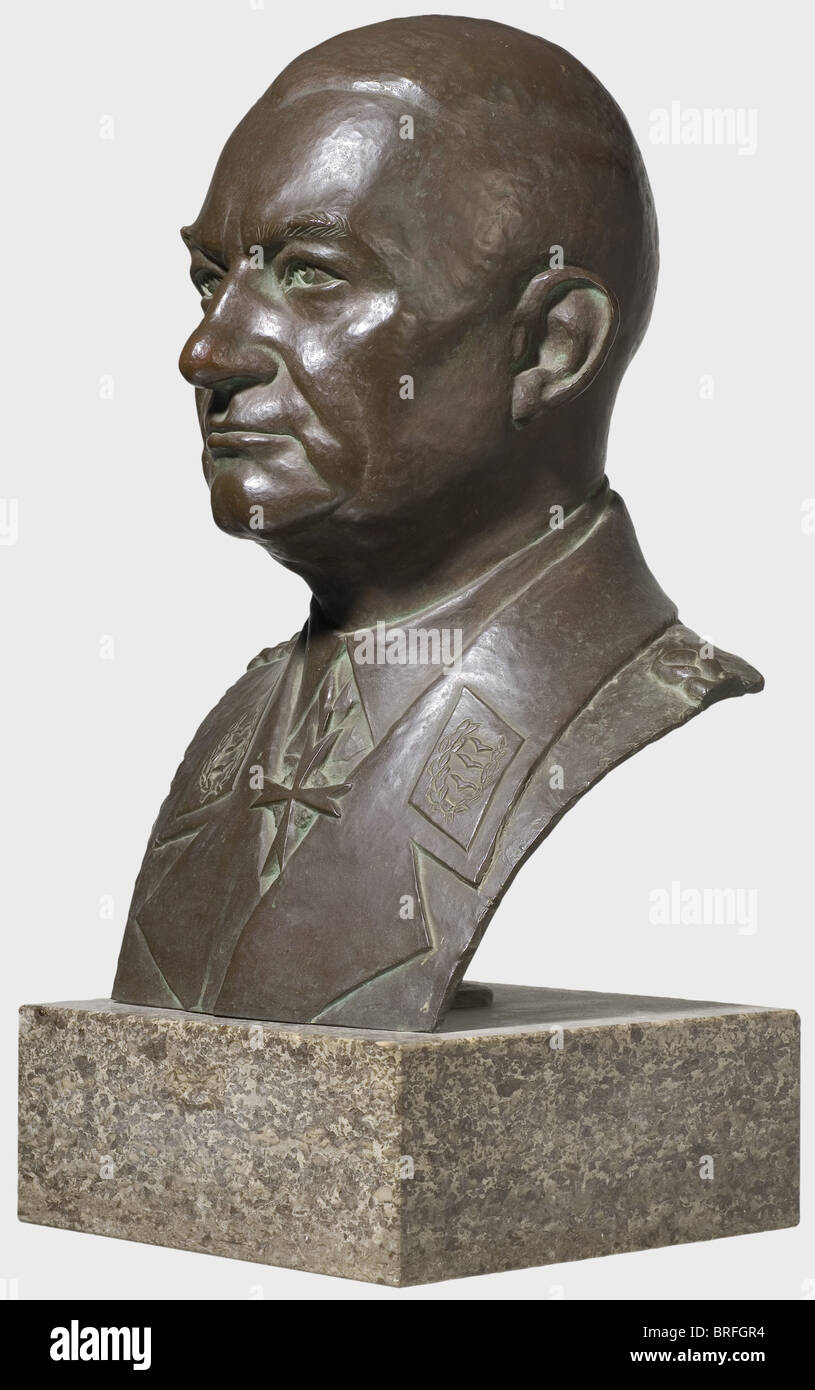 Friedrich Christiansen (1879 - 1972) - a bronze bust of the Air Force General by Dorothea Schaper-Barthels 1934., Life-size portrayal of Christiansen in Air Force Colonel uniform with Pour le mérite, signed and dated on the right shoulder 'D. Schaper-Barthels 1934'. Exquisitely modelled, characteristic facial features. Original marble base. Height 57 cm. Dorothea Schaper-Barthels, born in Berlin on 5th October 1897, studied at the Municipal School of Applied Arts and Handicrafts in Berlin and was a pupil of Ivan von Jakimov. From 1928 her sculptures were displa, Stock Photo