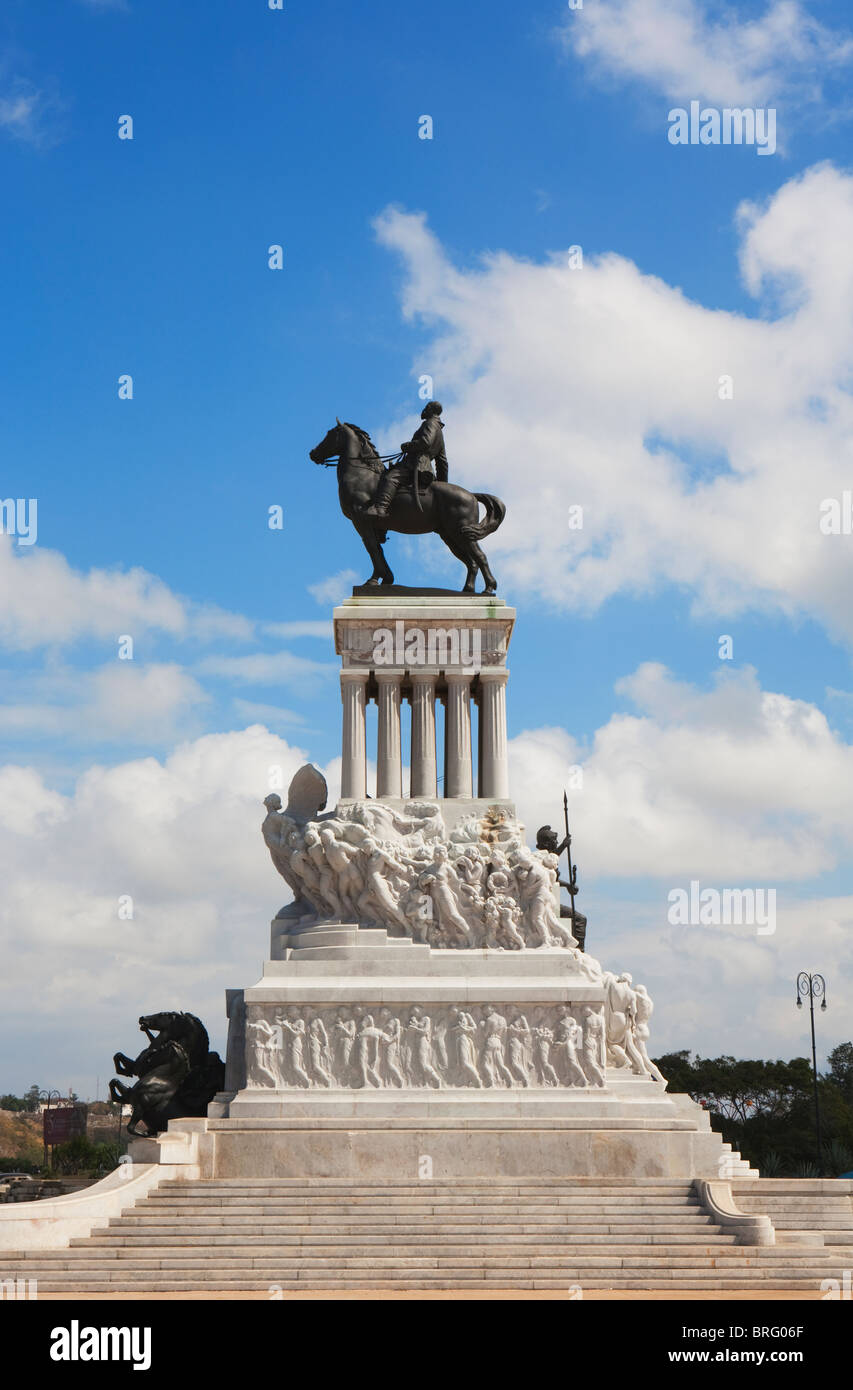 HAVANA: MONUMENTO A MAXIMO GOMEZ Stock Photo - Alamy