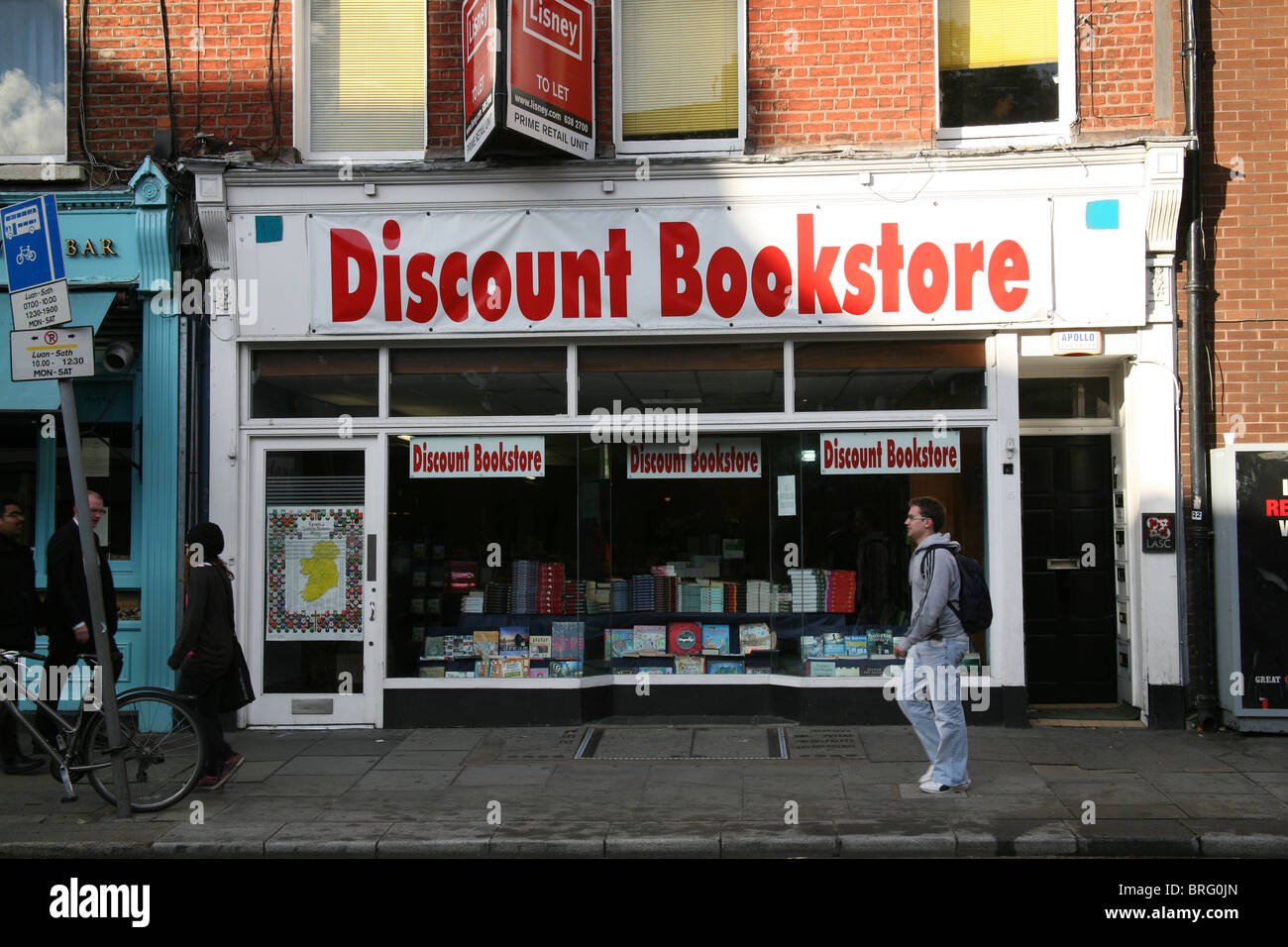 Discount bookstore on Baggot Street Dublin Ireland Stock Photo Alamy