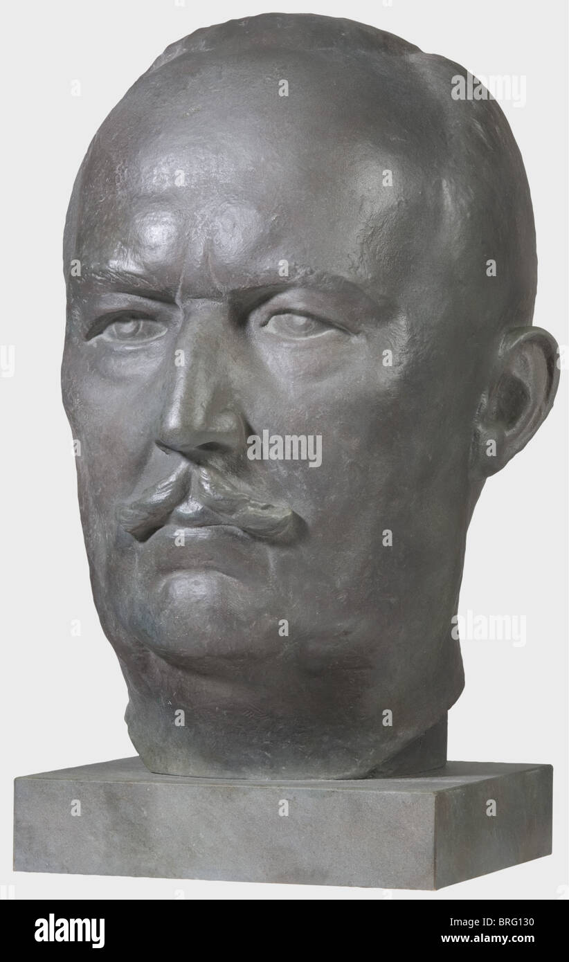 Sorges, a portrait head of Erich Ludendorff (1865 - 1937) Plaster cast with green-grey, bronzelike colouring. Artist's signature and date 'Sorges 4.1942' scratched on the back. Rectangular base. Plinth with small, restored chipping. Height incl. base 48.5 cm. Interesting work made in a war period, when bronze was no longer available for artwork. In 1916, at the height of the First World War, Erich Ludendorff and Hindenburg took over the Supreme Army Command. In 1923 he participated in Hitler's coup d'etat in Munich., people, 1930s, 1930s, 20th century, fine art, Stock Photo
