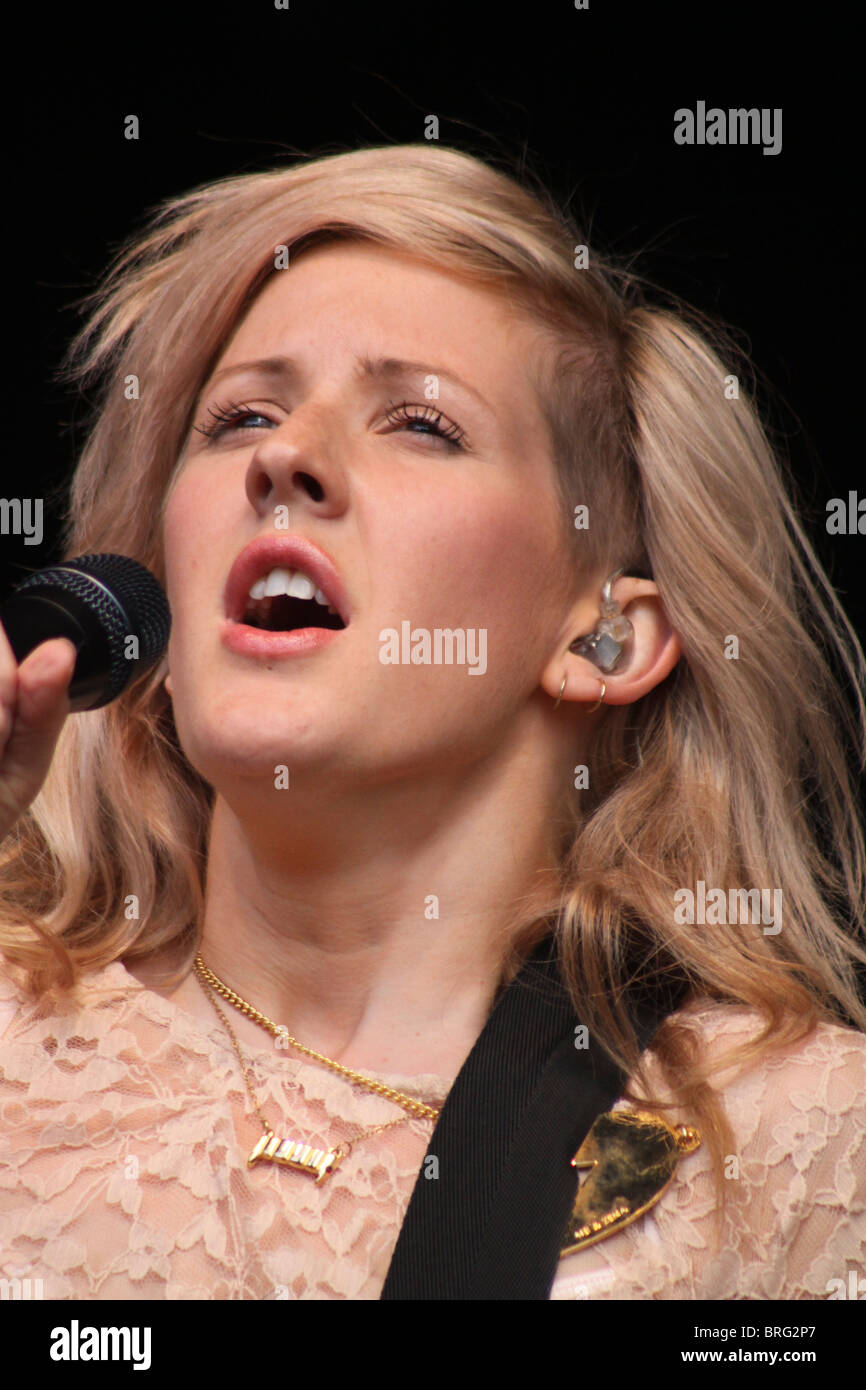 Ellie goulding singer hires stock photography and images Alamy