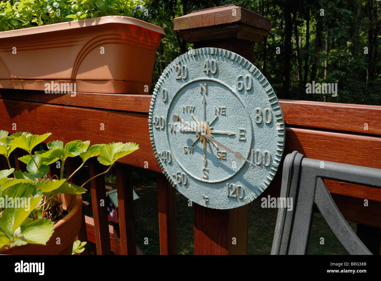 Thermometer 100 hires stock photography and images Alamy