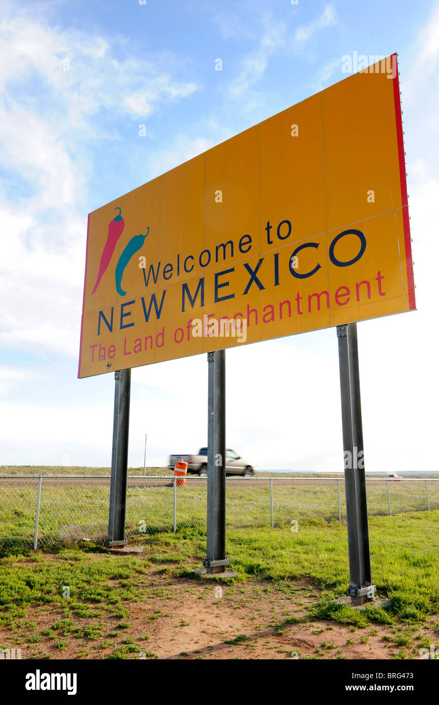 New Mexico State Line Border Sign Stock Photo Alamy