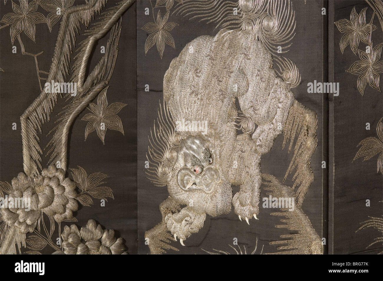 Japanese silk screen hires stock photography and images Alamy