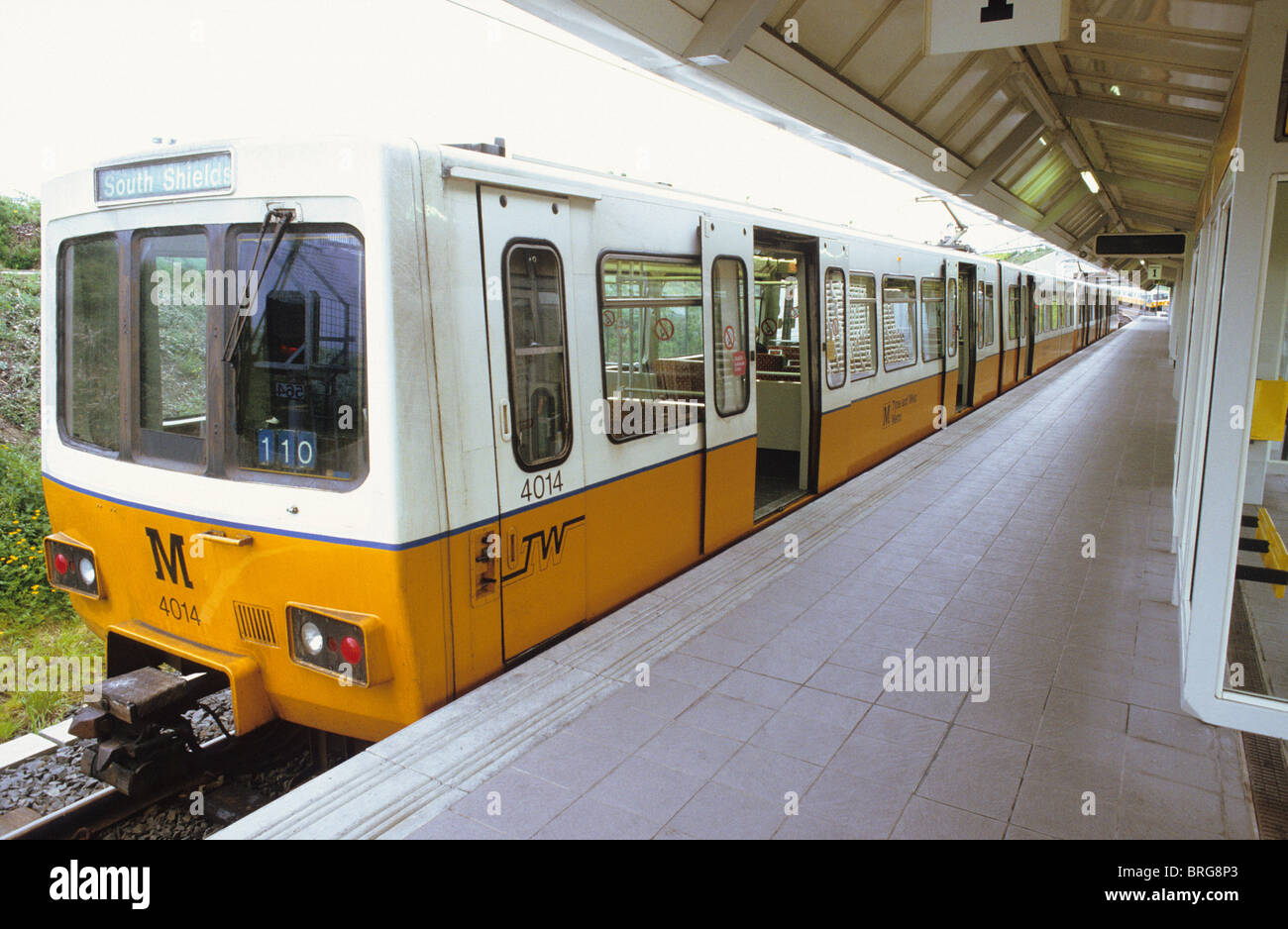 Metro train newcastle hires stock photography and images Alamy
