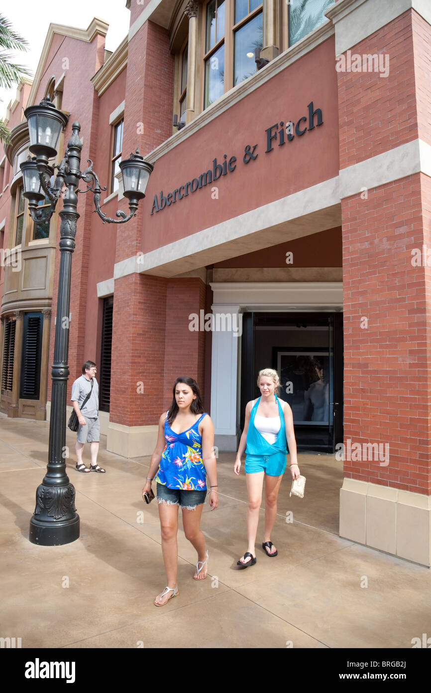 Two teenage girls outside the Abercrombie & Fitch store, Town Center Mall,  Las Vegas USA Stock Photo - Alamy
