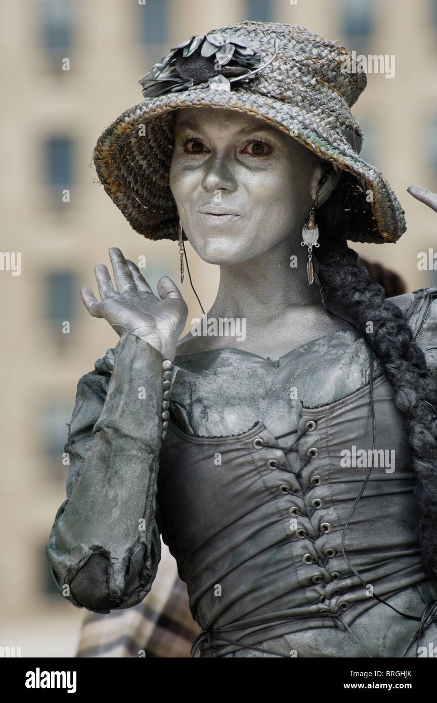 Living statue london hires stock photography and images Alamy