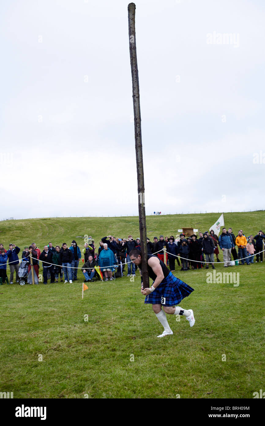 The Arisaig Highland Games Tossing The Caber Clan Ranald