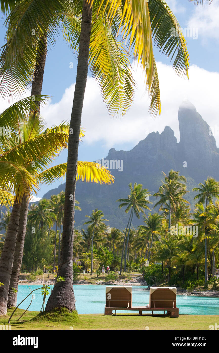 Island bora bora hi-res stock photography and images - Alamy