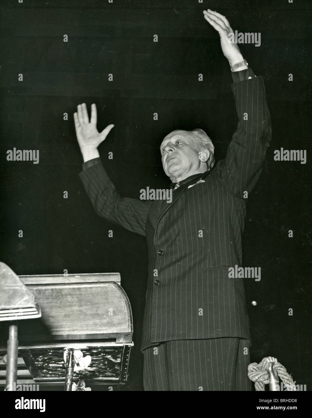 LEOPOLD STOKOWSKI  (1882-1977) British-born American conductor Stock Photo