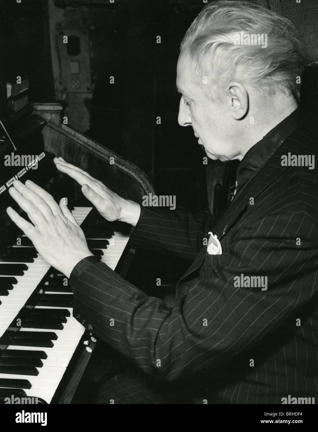 LEOPOLD STOKOWSKI (1882-1977) British-born American orchestral conductor Stock Photo