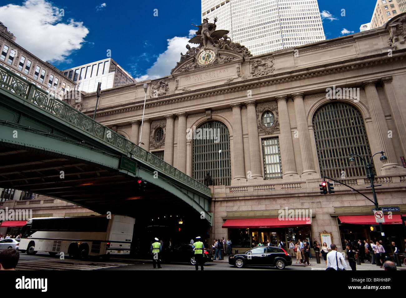 Train bus terminal hires stock photography and images Alamy