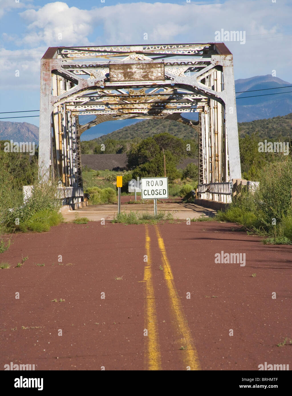 winona disused route 66 bridge Stock Photo Alamy