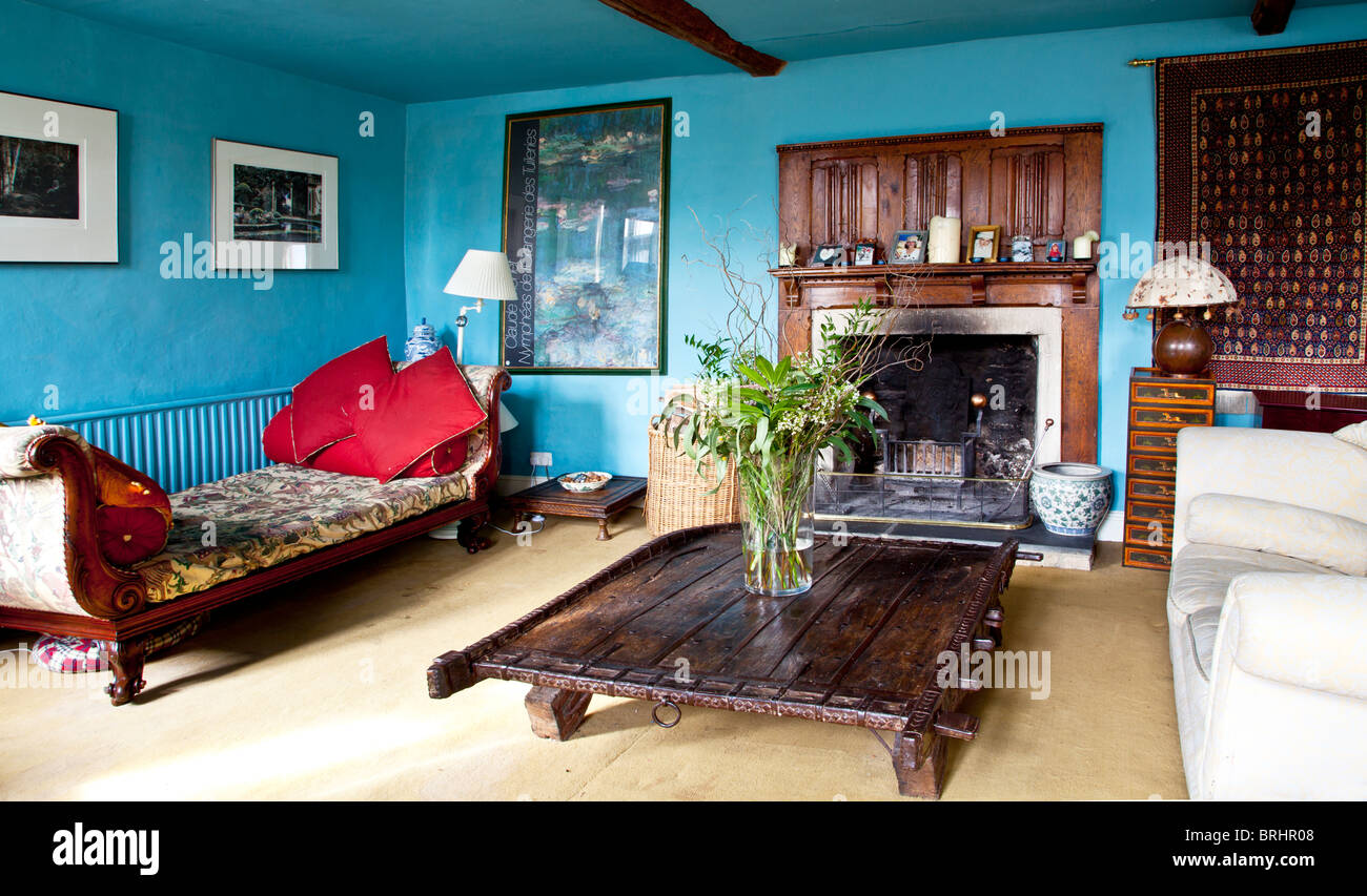 The Drawing Room In An Old English Country House Stock Photo Alamy