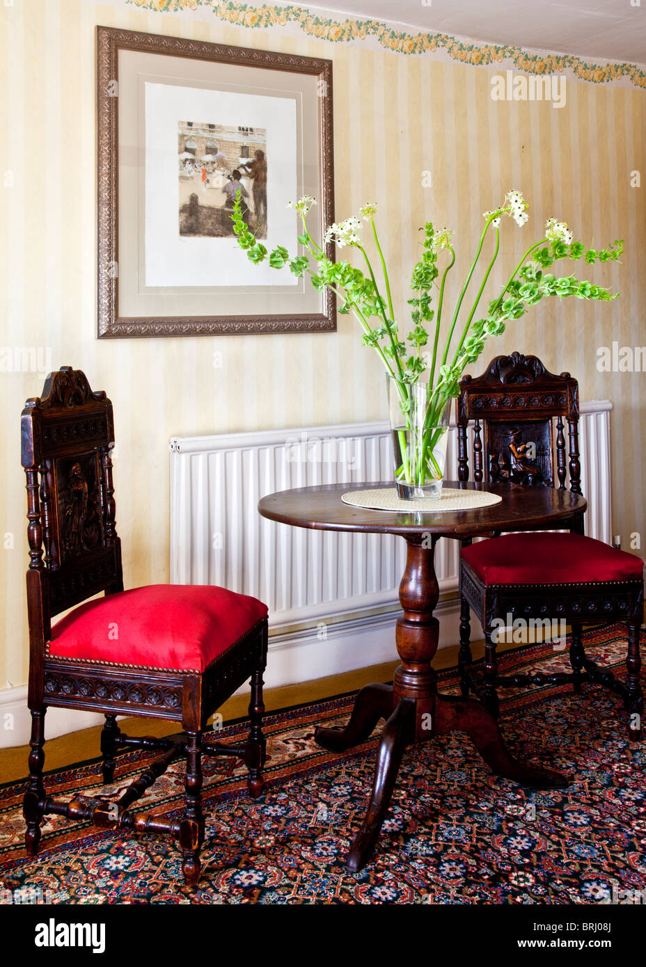 Country occasional chair hires stock photography and images Alamy