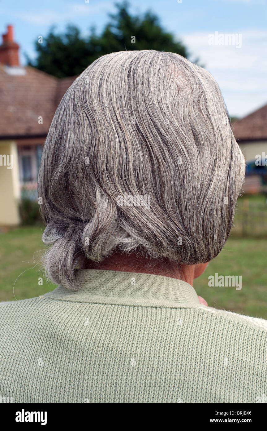 Woman wearing hair net hi-res stock photography and images - Alamy