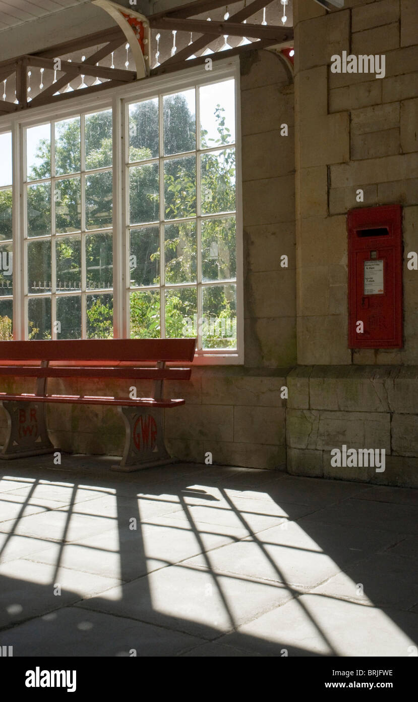 Kemble railway station, Cotswolds Stock Photo Alamy