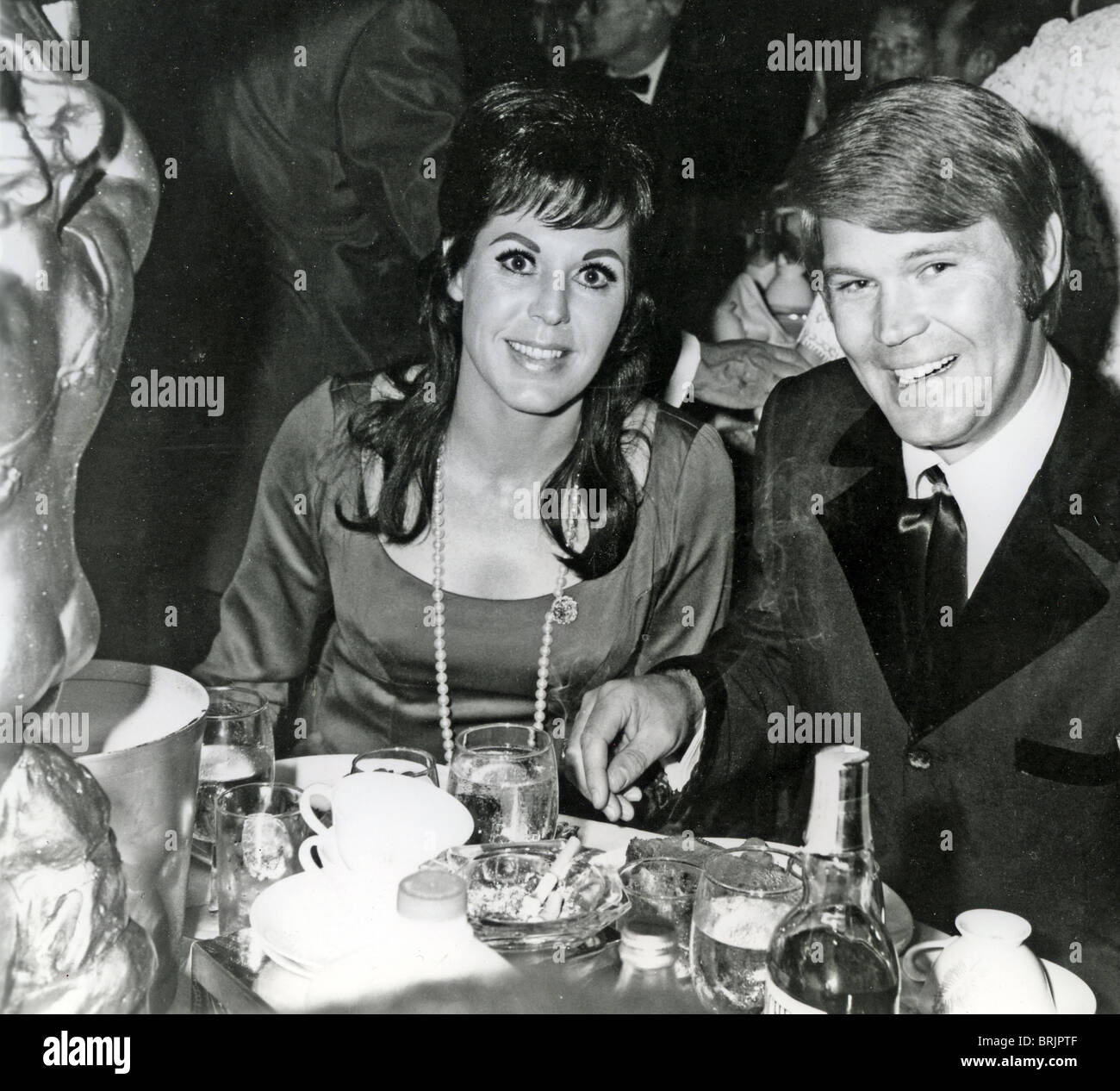 GLEN CAMPBELL US Country musician with his second wife Billie Jean